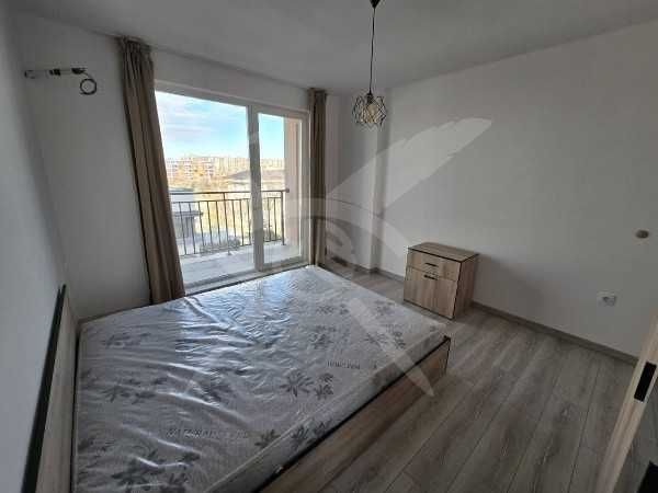 Дава се под наем Тристаен апартамент в Пловдив, Беломорски - 95 кв.м за 598.23 € - Снимка #1