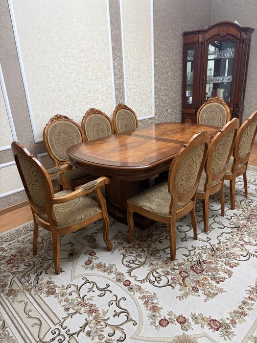 Столовый гарнитур