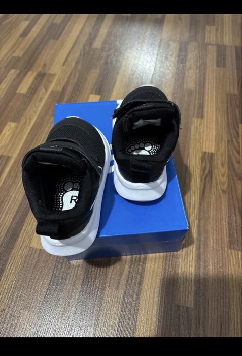Adidas Nike masura 21