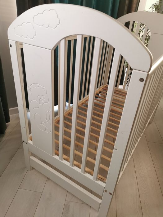 Бебешка дървена кошара