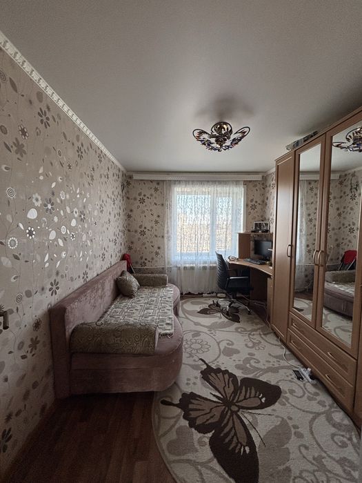 Продам 3 комнатную квартиру