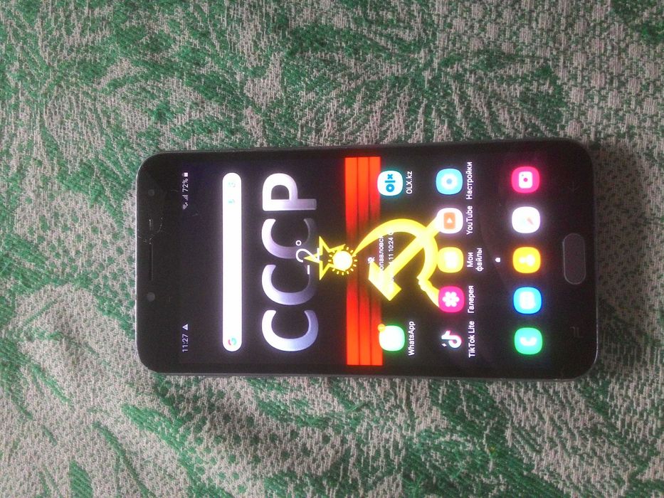 продам samsung J4 на запчасти