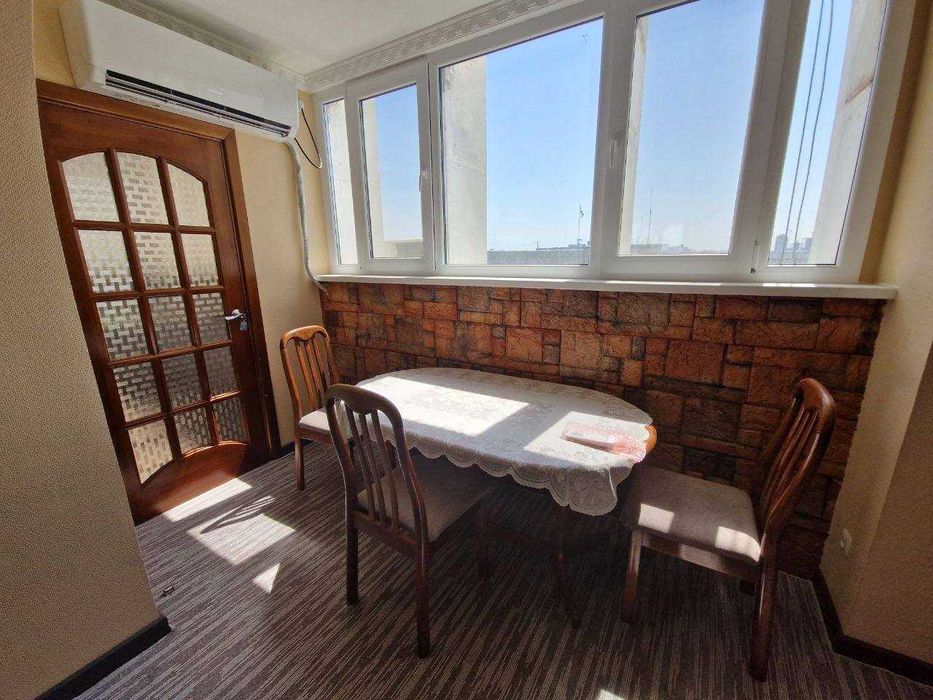 Продам кв-ру в Центре, метро Космонавтов, 70м²