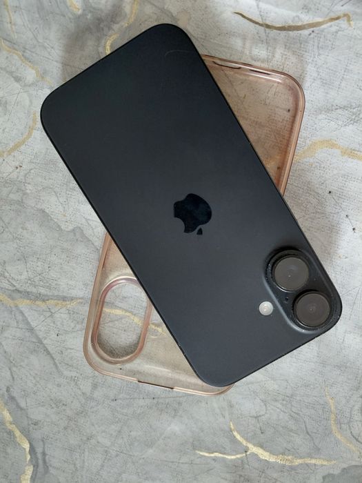 Iphone 16 черный