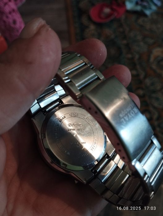 Продам часы касио
