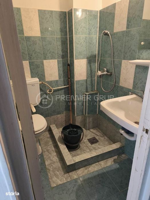 ETAJ INTERMEDIAR! Garsoniera 24mp, Podu Ros, in bloc de apartamente