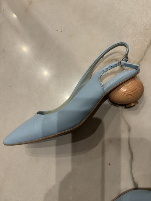 Туфли с необычным каблуком