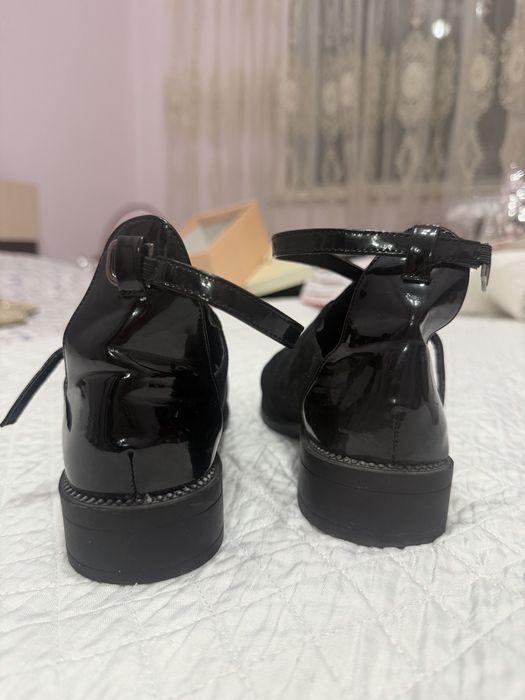 Черные женские полуботинки