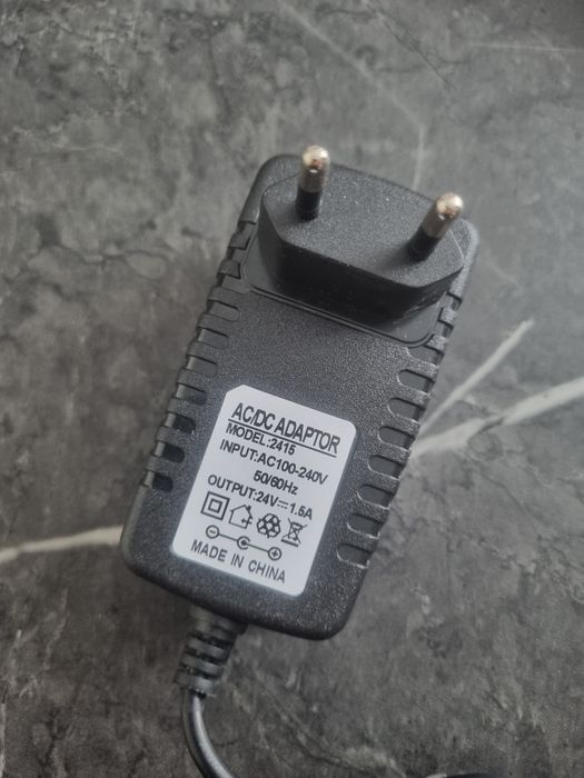 Продам выпрямитель на 24 вольт . Новый