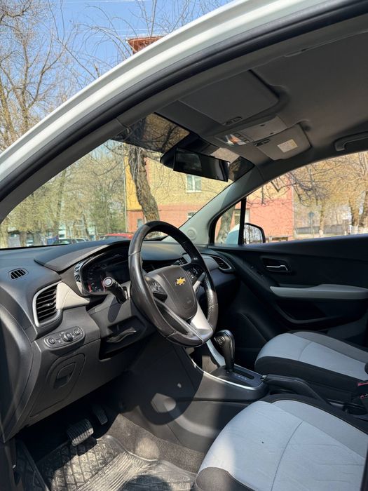 Tracker Primer сотилади