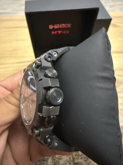 Casio g shock mt-g b3000
