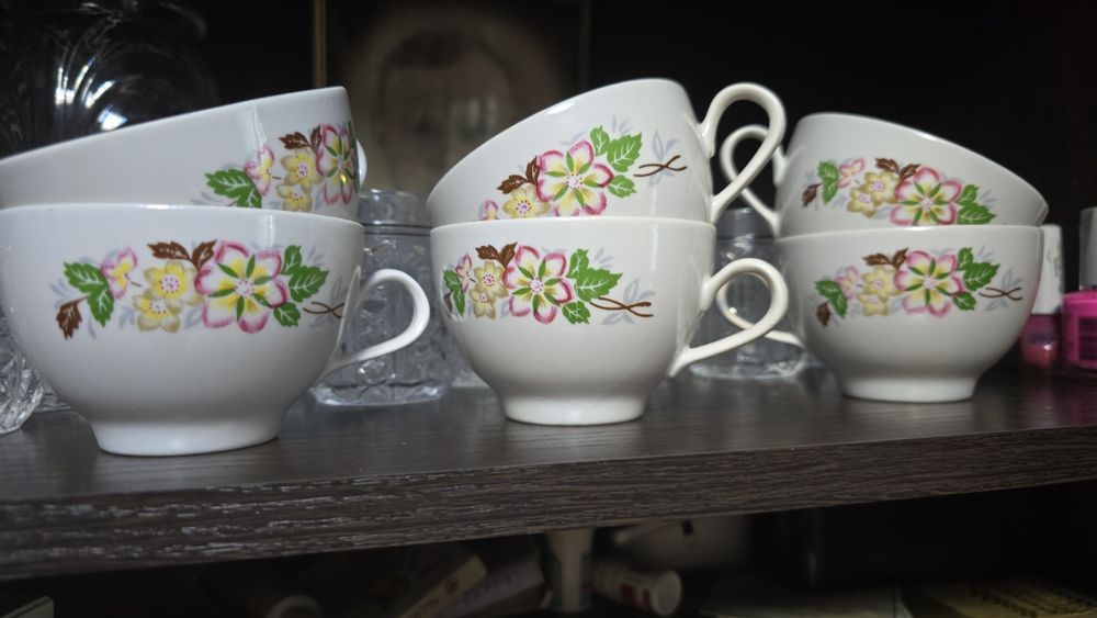 Хрусталь, посуда.