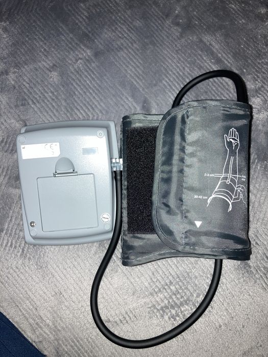 Tensiometru digital Beurer BM 35 – braț + manșetă nouă