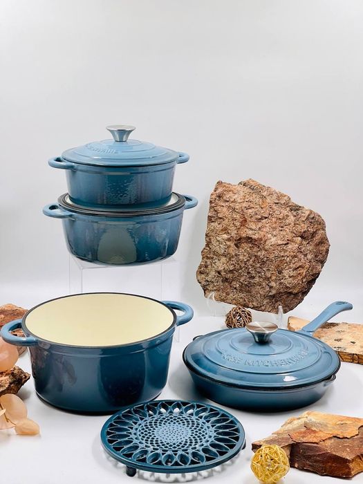 Глубокая чугунная кастрюля HOSSE

Материал покрытия: