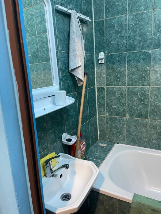 Inchiriez garsoniera zona UMT