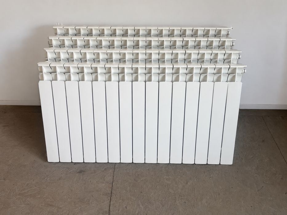 Vand 4 radiatoare din aluminiu 120x65