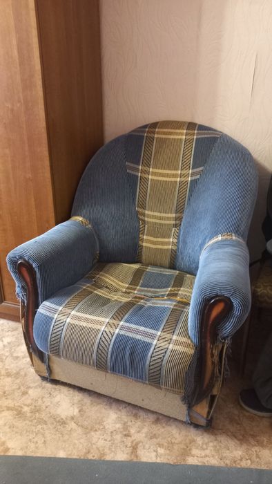 Кресло, б/у. Бесплатно. Самовывоз