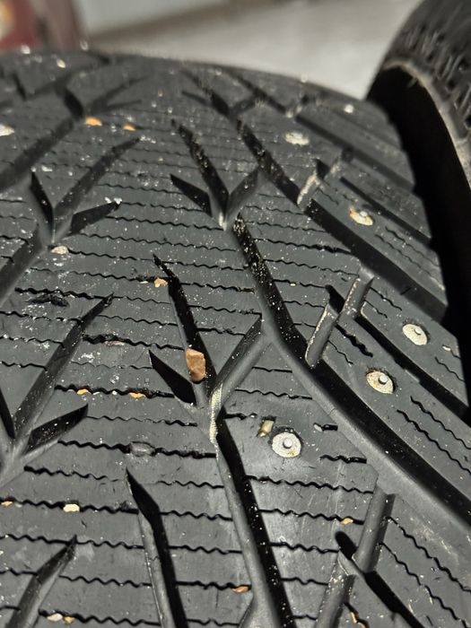 Продам шины 225/65/17