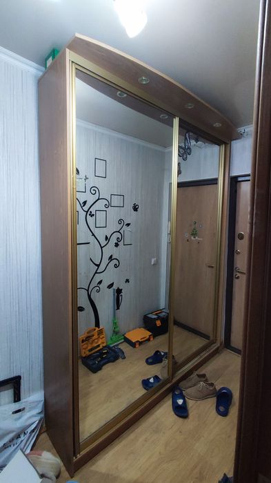 Продам шкаф купе б/у