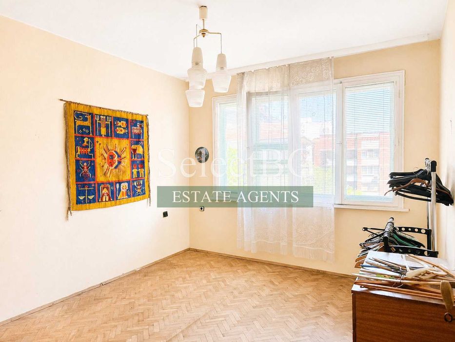 Продава се Тристаен апартамент в Велико Търново, Център - 135 кв.м за 476 €/кв.м - Снимка #7