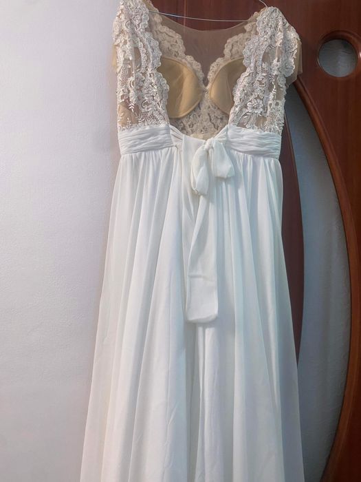 Vand rochie mireasa