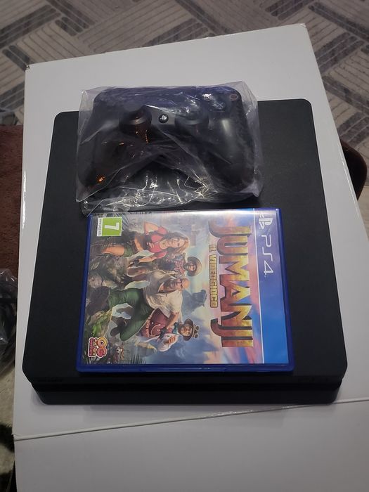 Playstation 4slim
