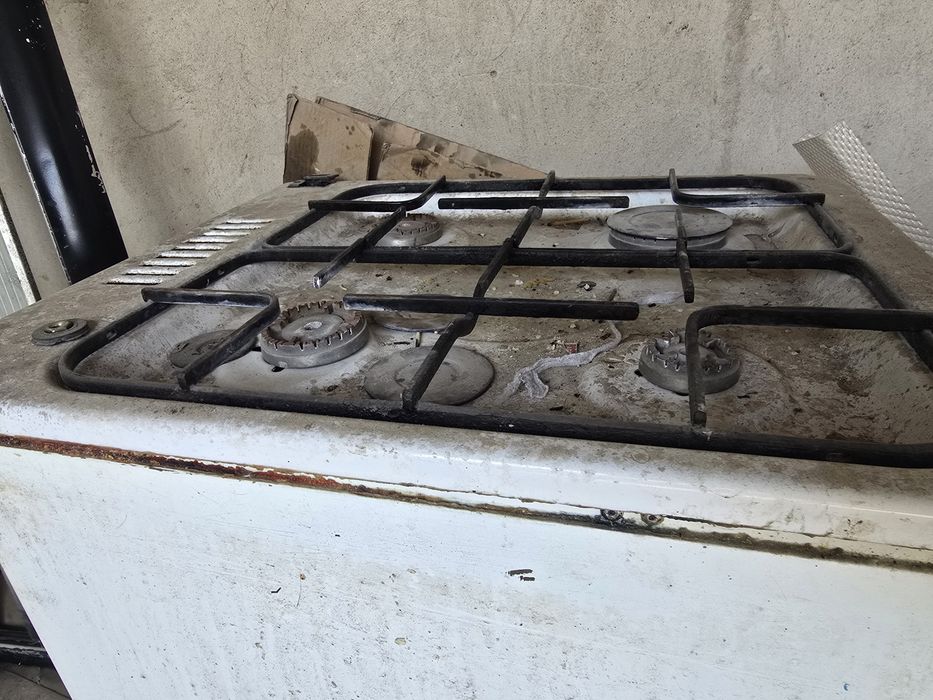 Газ плита zanussi