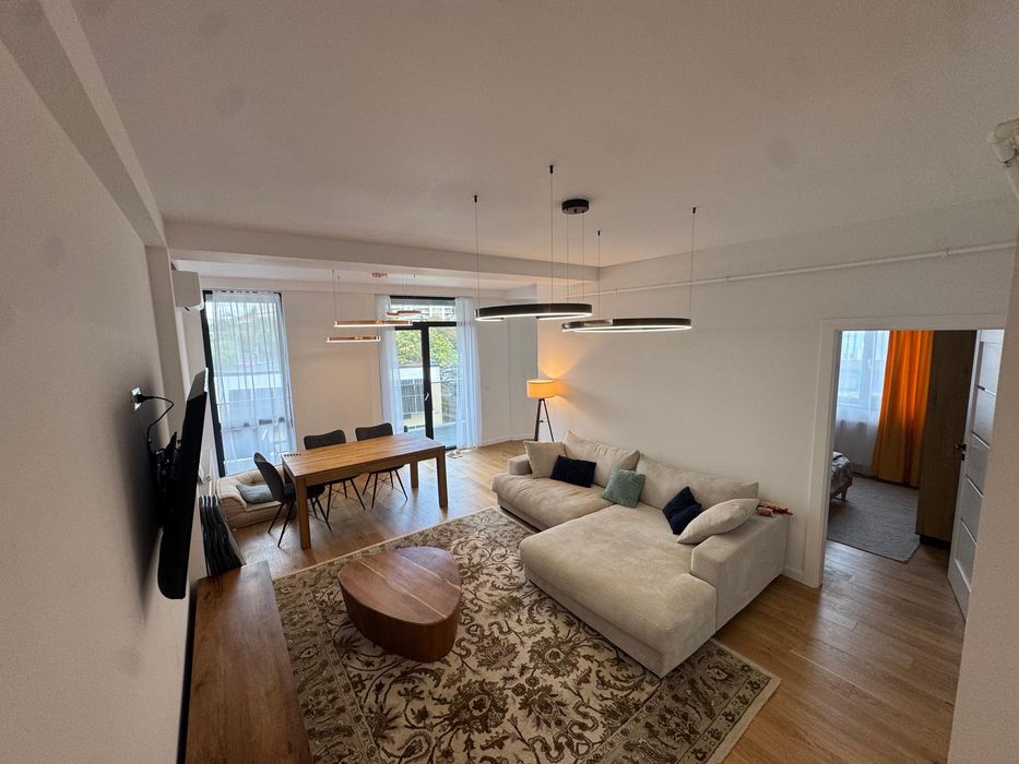 Apartament 2 camere de inchiriat - Roua Piatra Neamt Centru