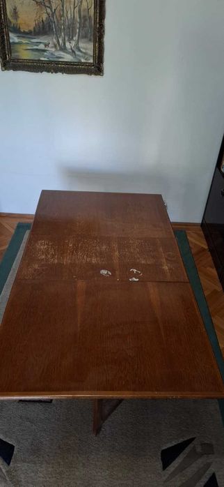 Masa extensibila cu 6 scaune