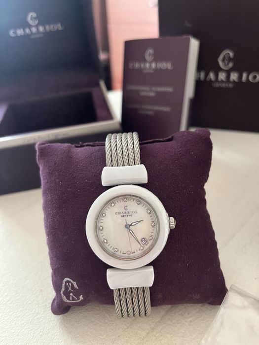 Часы женские Charriol
