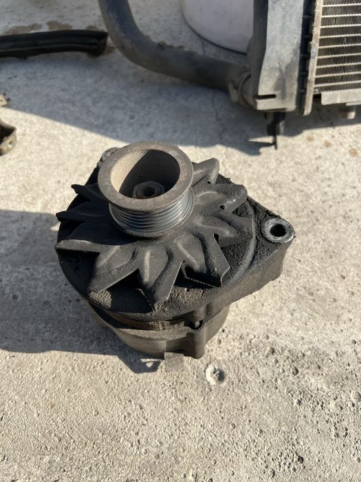 Продам навесные от 102 мотора мерса