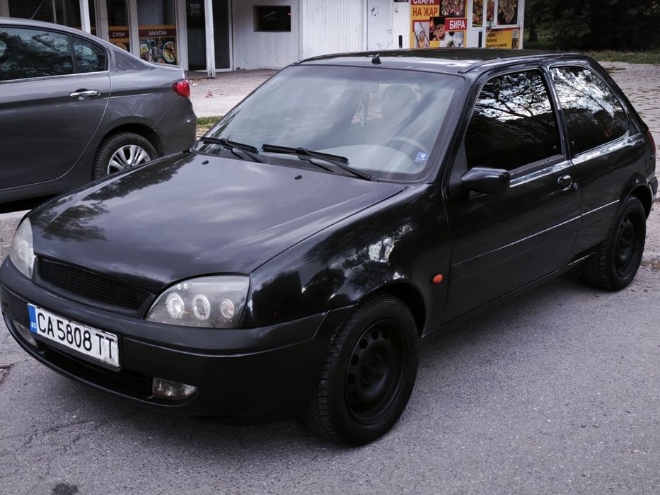 Форд Фиеста МК4 1.25 16v 75к.с.