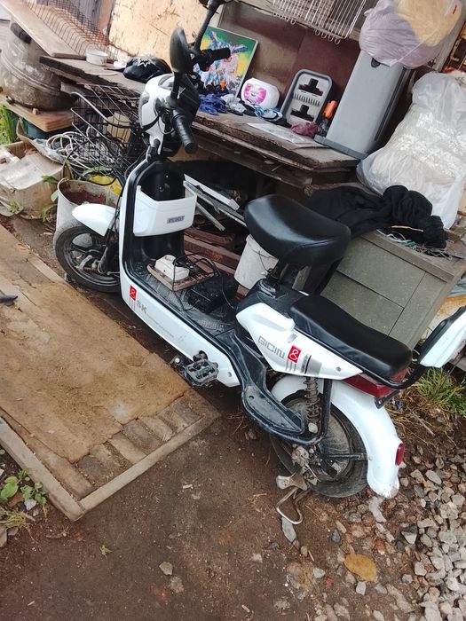 Продам электроскутер