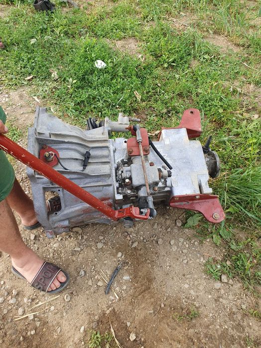 Vand Cutie viteze compresor si electromotor Iveco