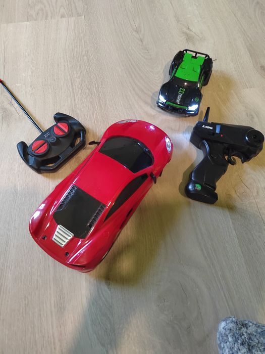 Кола с дистанционно управление  + подарък