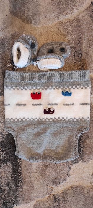 Вълнен комплект за 9-12 месеца