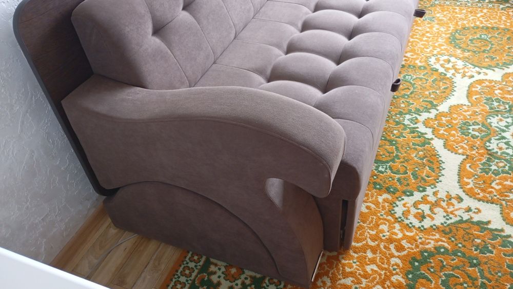 Продам новый диван