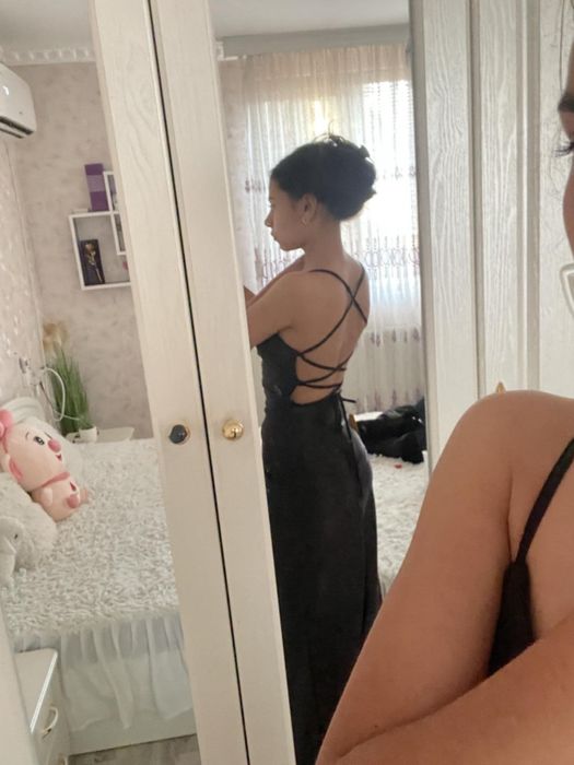 Бална сатенена рокля