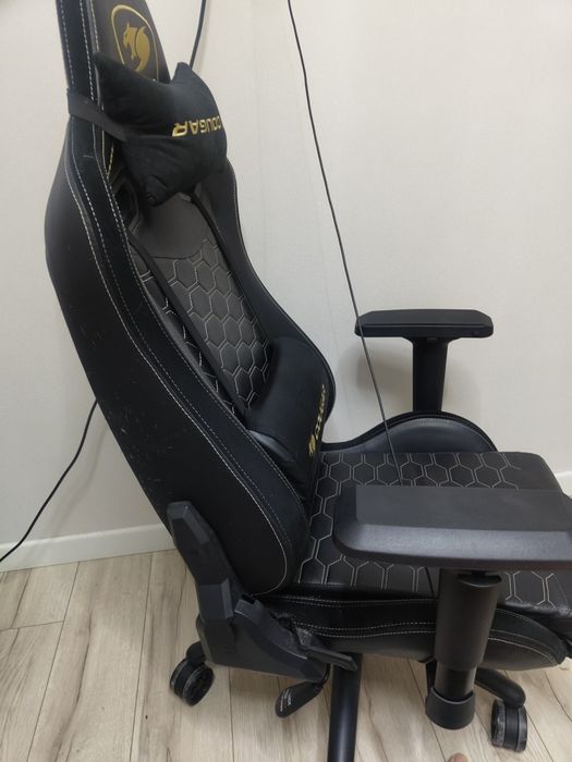 Игровое кресло Cougar