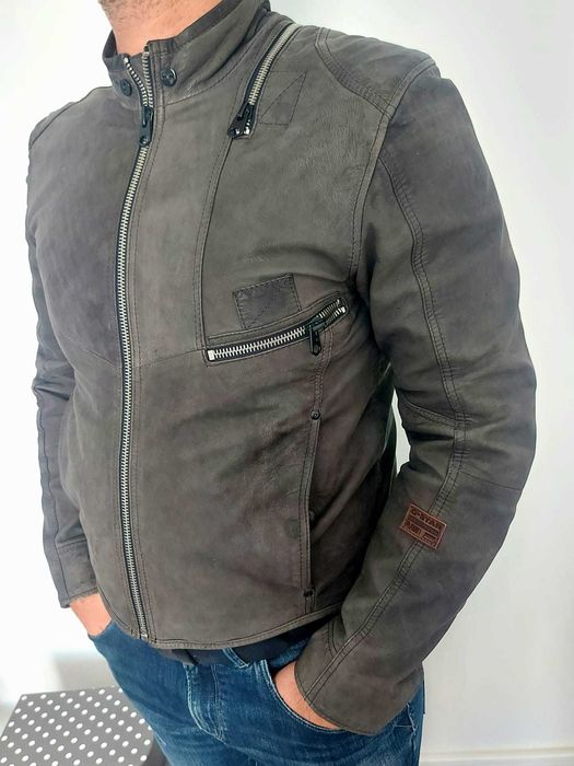 Geaca piele G-star,culoare gri, masura L/ 52 pret 450lei