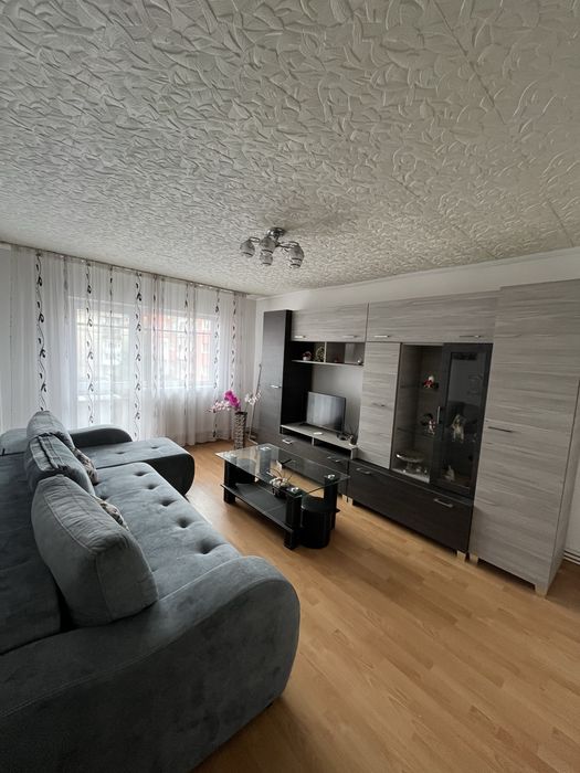 Apartament 4 camere