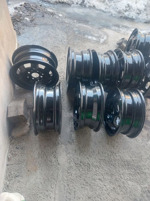 Продам диски на тринацатьн