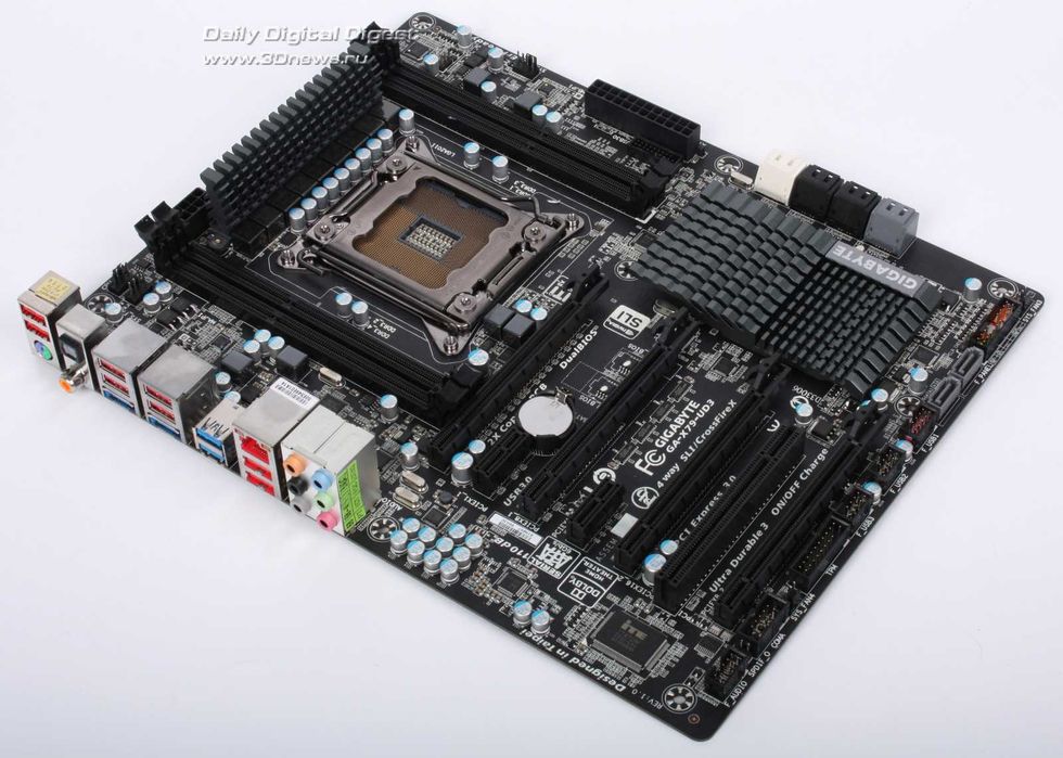 Материнская плата Gigabyte X79 i7-3820 + Xeon 2689, 6 PCI-E, LGA 2011