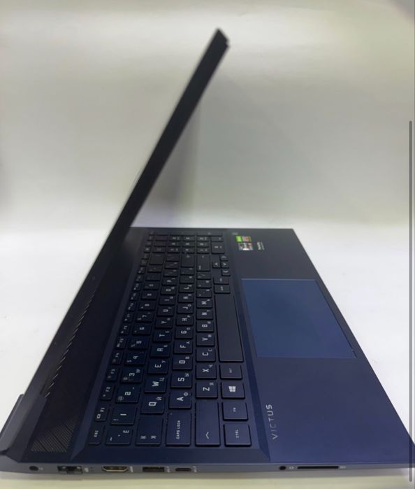 Ноутбук HP Laptop 16-eoxxx