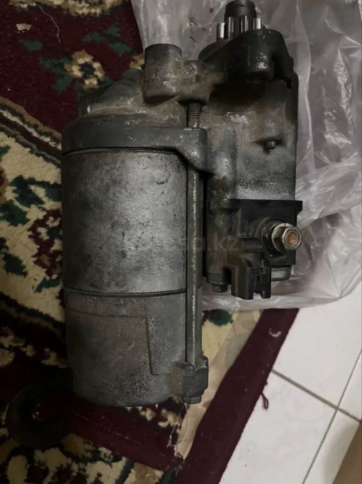 Стартер от Лексус 470