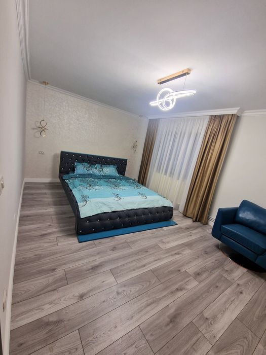 Inchiriez apartament 3 camere