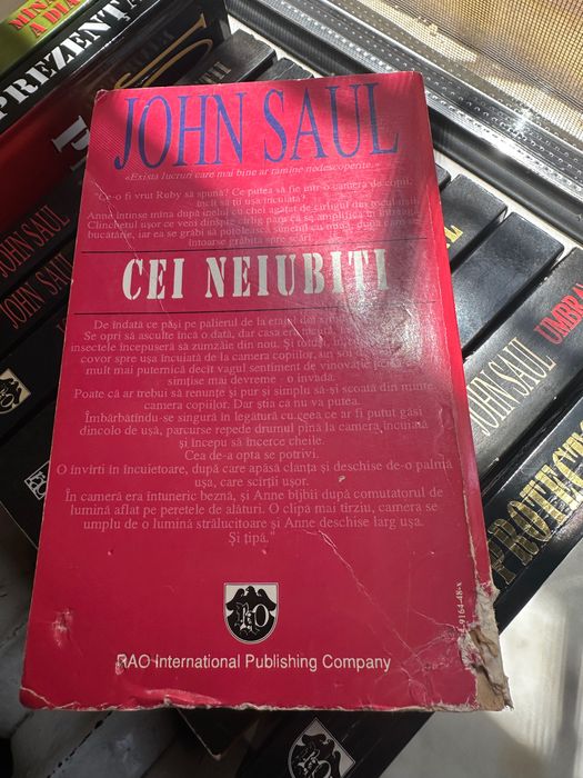 Colecție John Saul | 11 volume | Horror clasic RAO + Fahrenheit | Hardcover incluse