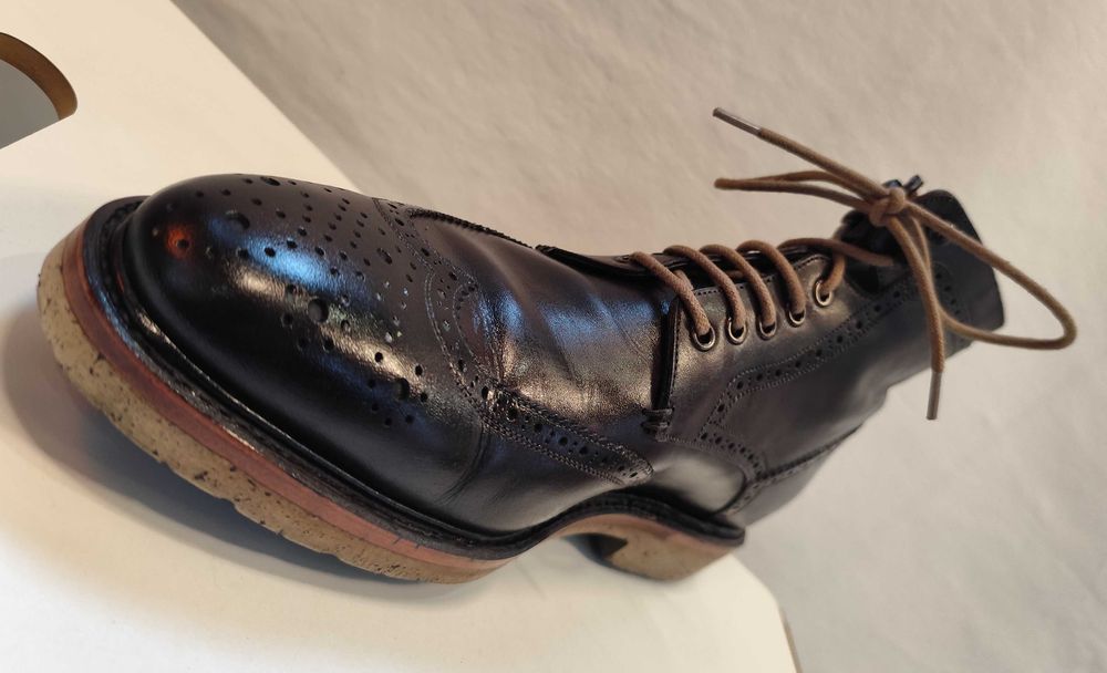 Ghete lace up 43 brogue Sartoria Artigianale lucrate manual piele