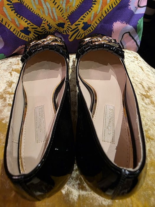 Елегантни обувки с нисък ток Primadonna