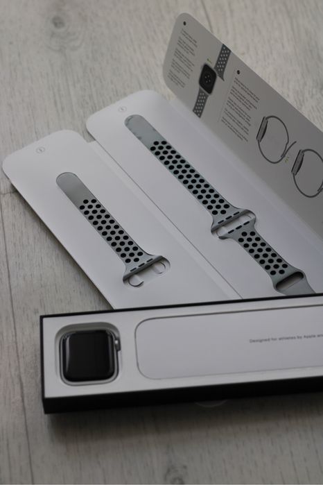 Apple watch SE nike